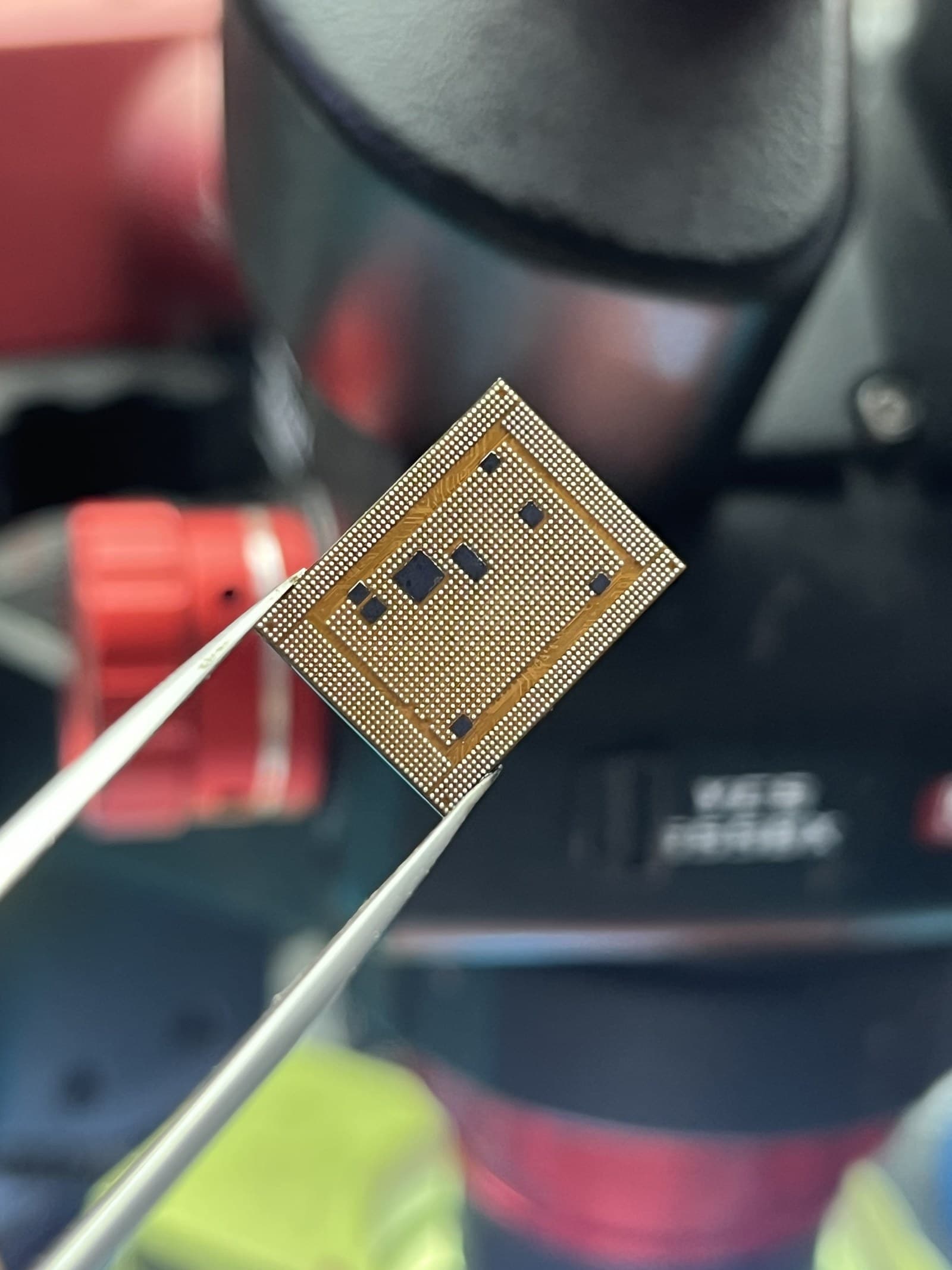 Iphone CPU Reball